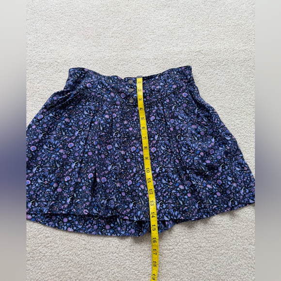 *SALE*TAKE 50%OFF* American Eagle Blue and Purple Floral Mini Skirt, Size L - Picture 6 of 6